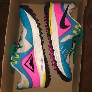 Nike Zoom Wild Horse sneakers